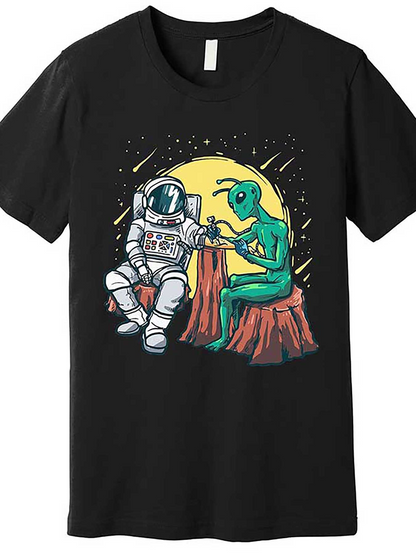 Men's Graphic T-Shirt Colorful Moonlight Meeting With Astronaut And Friendly Green Alien