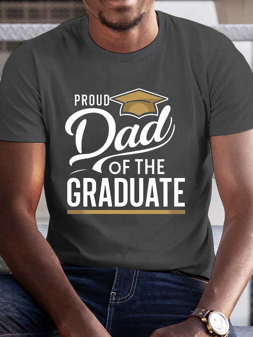 Men's Graphic T-Shirt Proud Dad Of The Graduate With Gold Graduation Cap Motif T Shirt