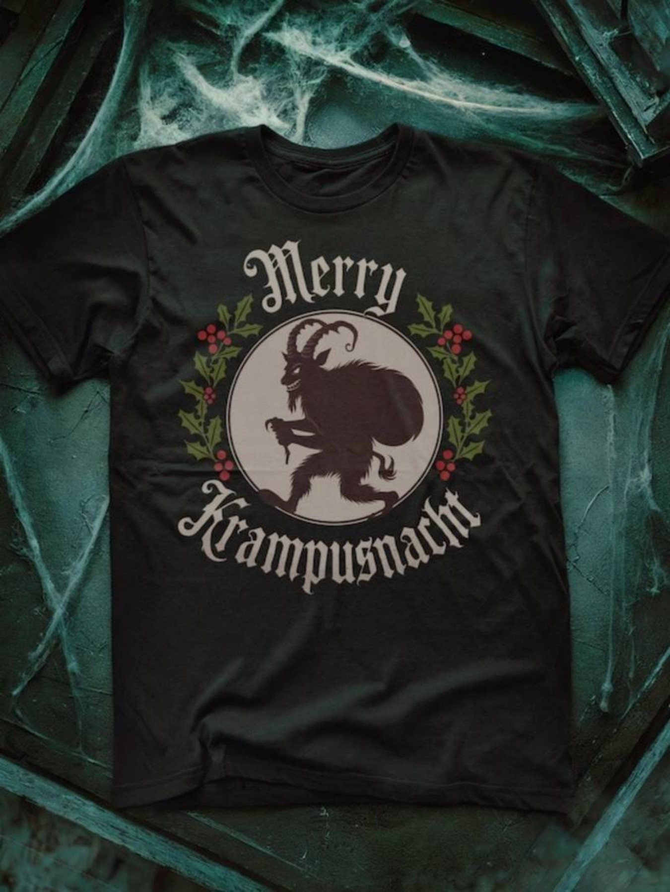 Men's Graphic T-Shirt Merry Krampusnacht Wreath With Festive Holly Silhouette Of Krampus