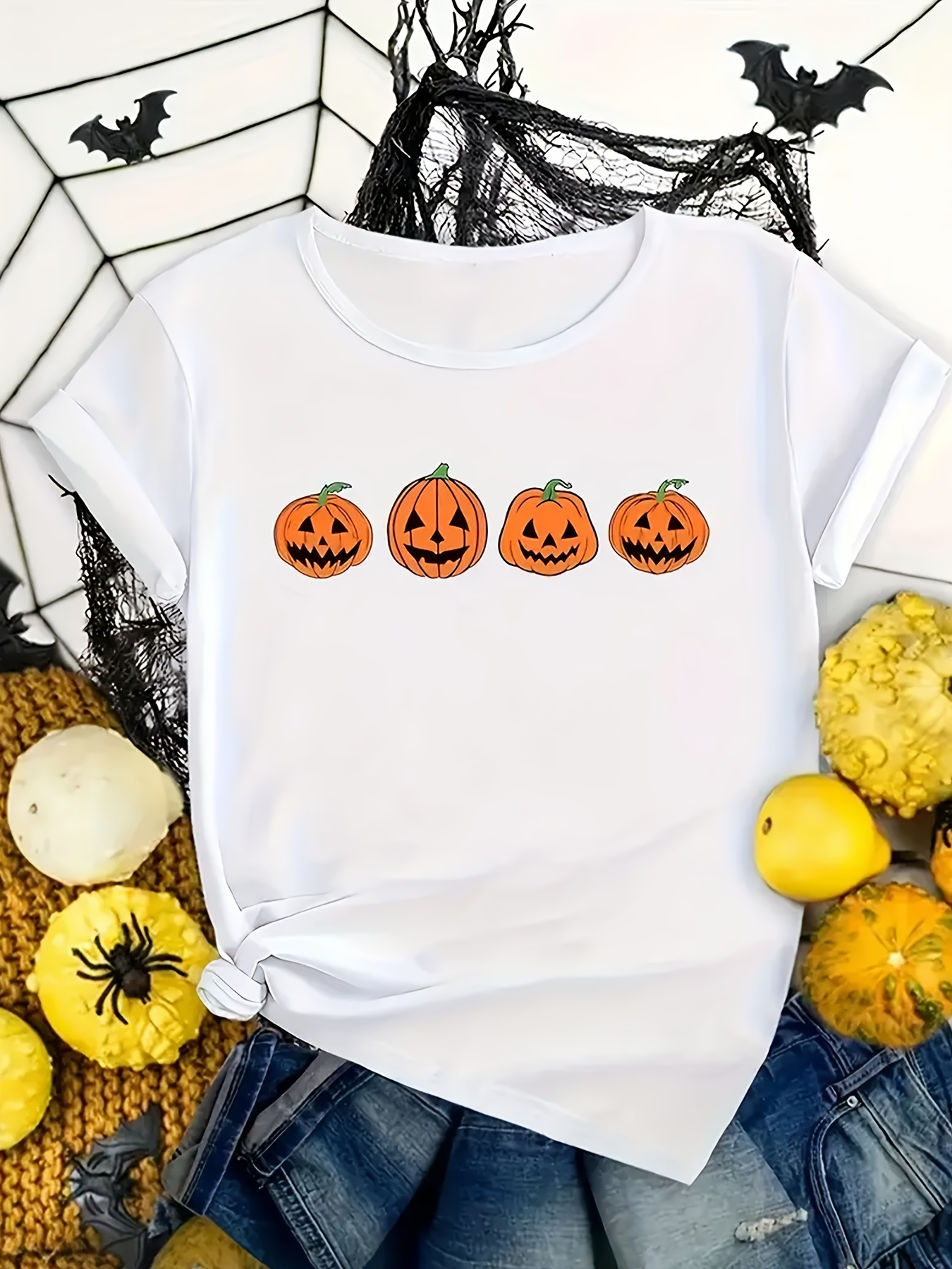 Men's Graphic T-Shirt Carved Halloween Pumpkins With Smiling Faces White T Shirt