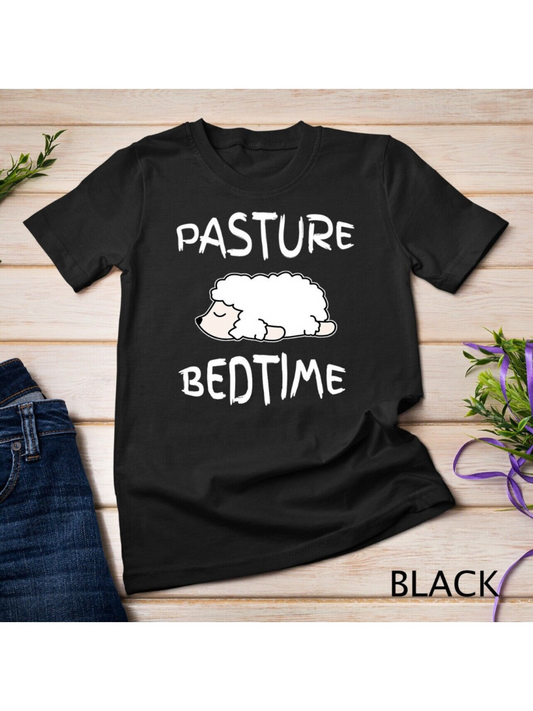 Men's Graphic T-Shirt Pasture Bedtime Fluffy Sheep Resting On Peaceful Fields