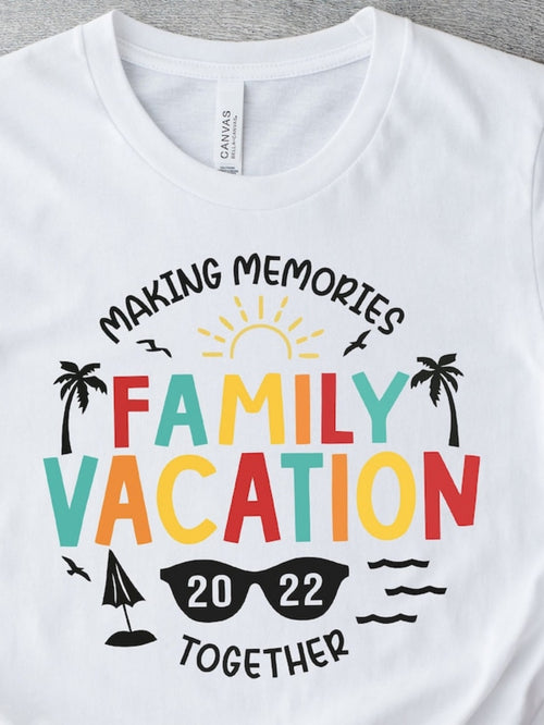 Men's Graphic T-Shirt Making Memories Family Vacation Together Relaxing On Sunny Beach Vacation