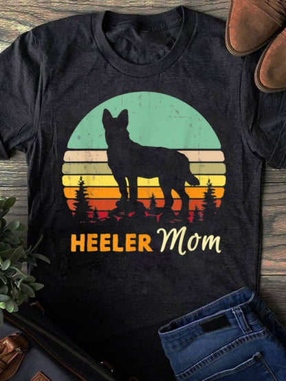 Men's Graphic T-Shirt Heeler Mom Retro Sunset Silhouette With Forest And Standing Dog