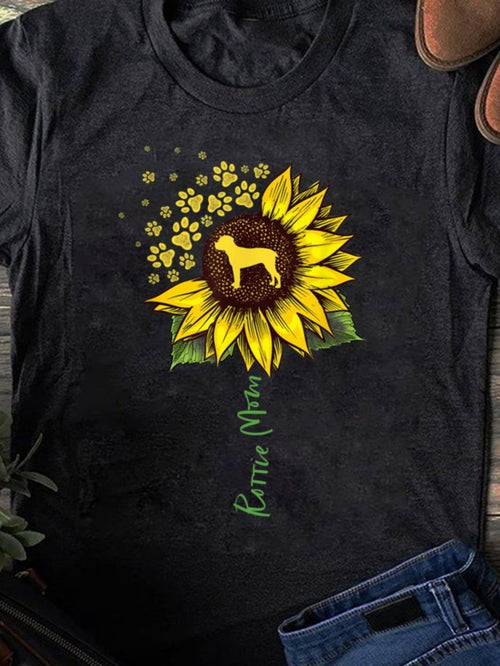 Men's Graphic T-Shirt Labrador Mom Surrounded By Sunflower Blossoms With Paw Prints And Playful Dog
