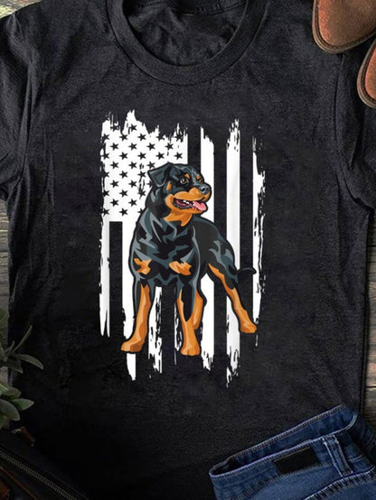 Men's Graphic T-Shirt Loyal Watchful Companion With American Flag Backdrop Rottweiler