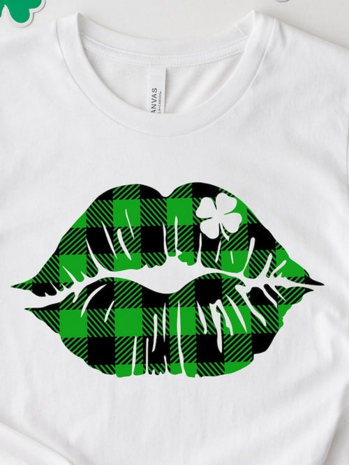Men's Graphic T-Shirt Plaid Patterned Green Kiss With Lucky Shamrock Lips