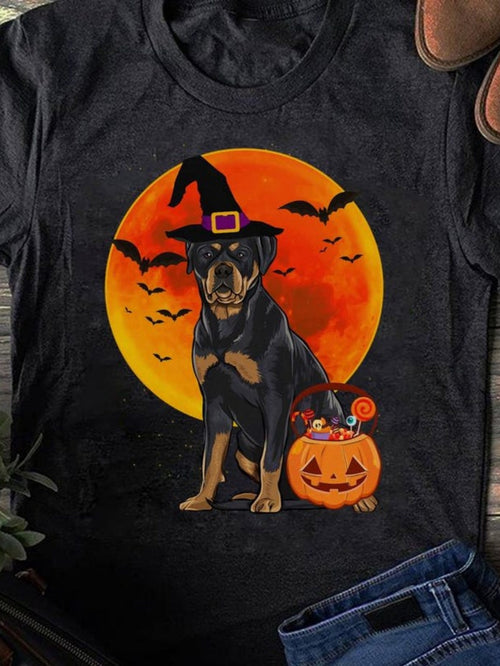 Men's Graphic T-Shirt Rottweiler Wearing Witch Hat With Pumpkin Lantern Under Orange Full Moon