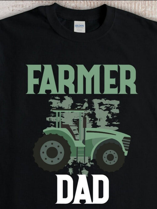 Men's Graphic T-Shirt Farmer Dad With Grungy Tractor Print Distressed Green Details Black T Shirt