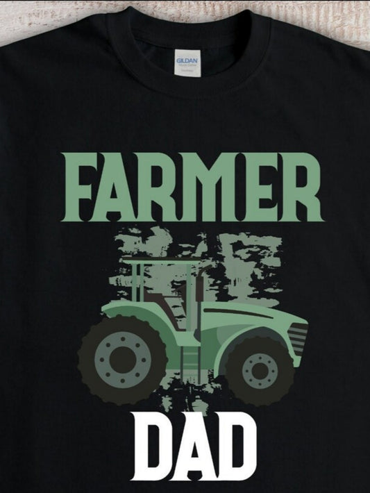 Men's Graphic T-Shirt Farmer Dad With Grungy Tractor Print Distressed Green Details Black T Shirt