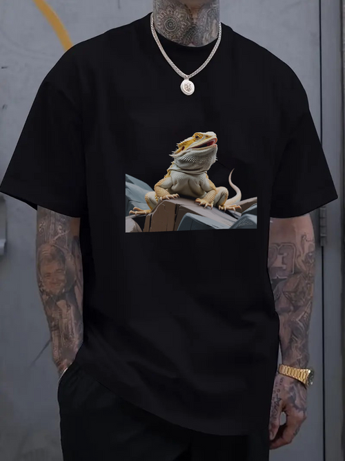 Men's Graphic T-Shirt Realistic Rock Surface With Sunbathing Lizard In Evening Light Lizard