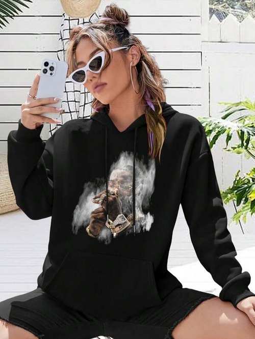 Women's Graphic Hoodie Gleaming Mist And Smoky Accents Surrounding A Mighty Wolf
